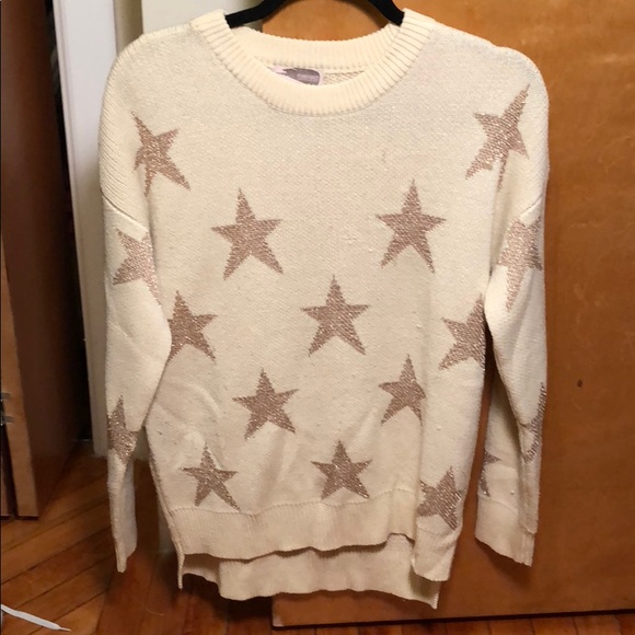 Forever 21 Sweaters - Star Print Chunky Sweater Forever 21 Sweaters - Star Print Chunky Sweater
